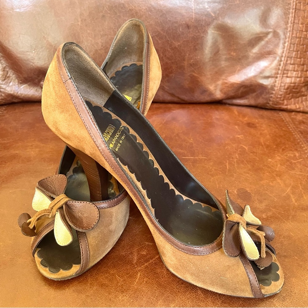 Moschino Genuine Suede Leather Open Toe Heel Pumps With Bow Design Detail